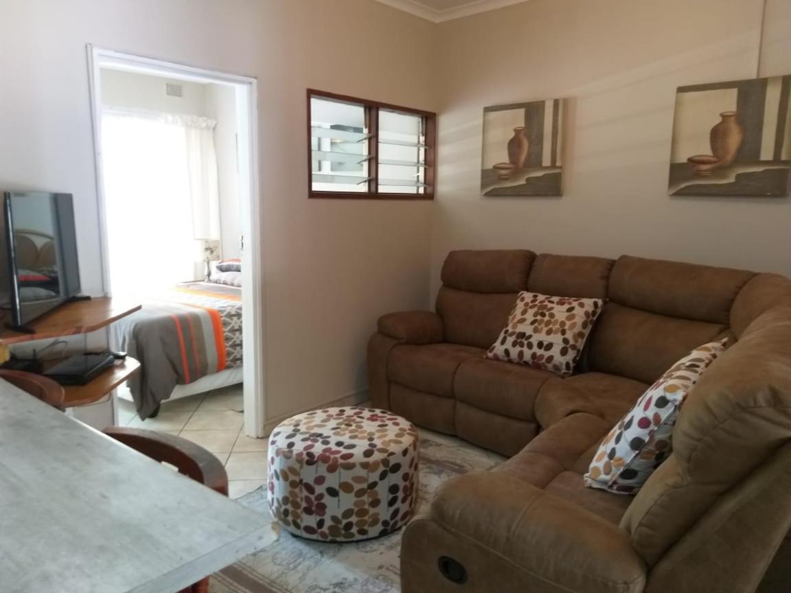 Apartment Unit 19 Mia *